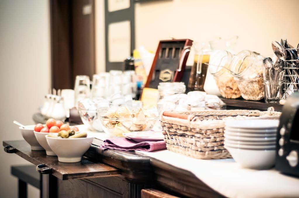 Melody Stary Rynek Poznan Hostel Ngoại thất bức ảnh