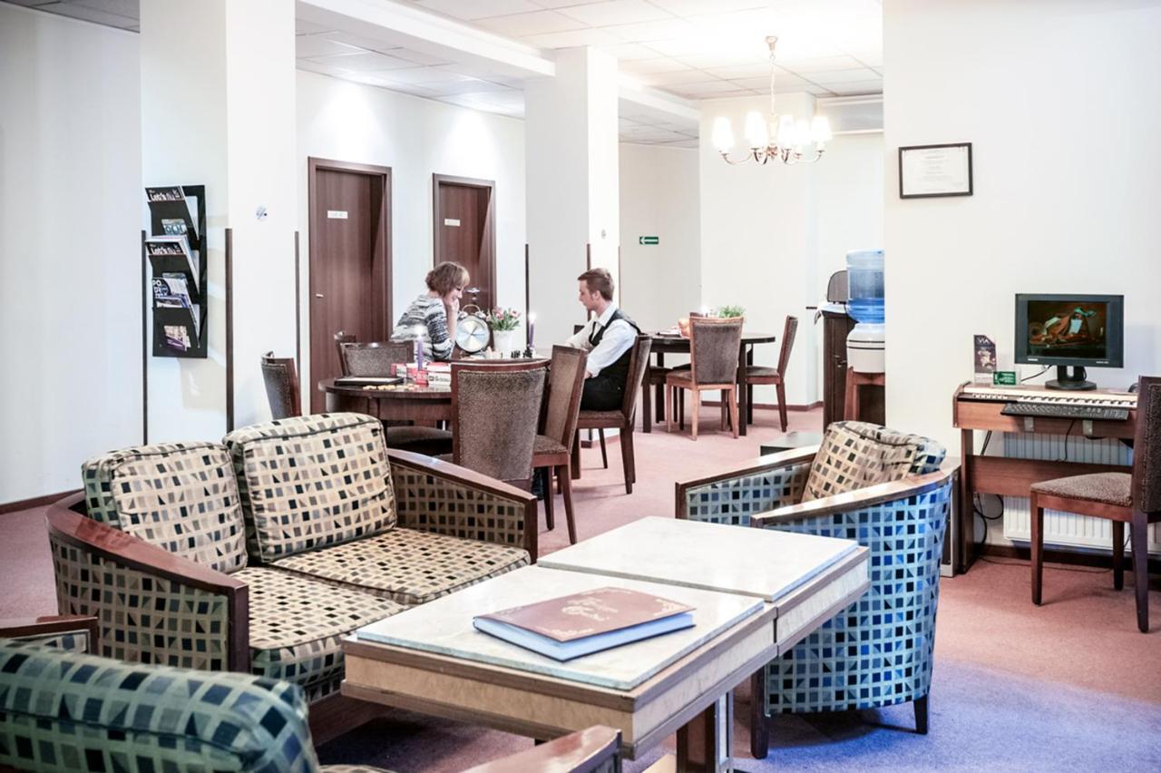 Melody Stary Rynek Poznan Hostel Ngoại thất bức ảnh