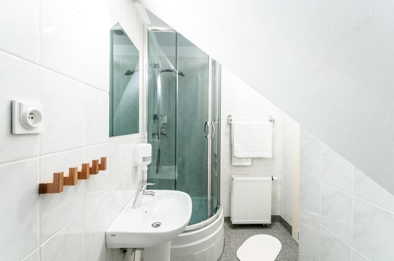 Melody Stary Rynek Poznan Hostel Ngoại thất bức ảnh